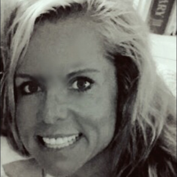 Meet your Posher, Tammi - Picture 2 of 2